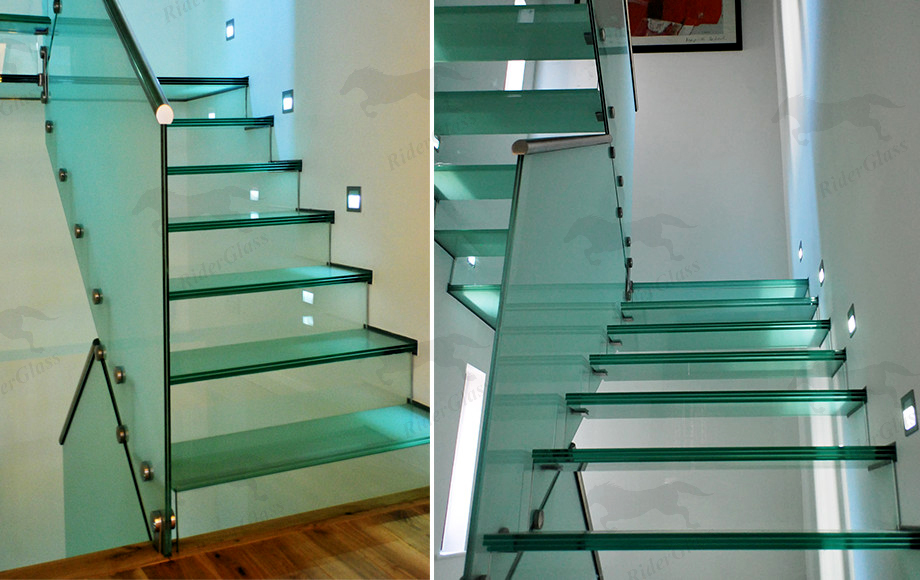 Escalera de vidrio